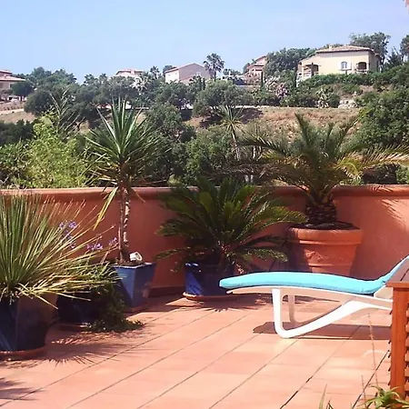 아파트 Avec Piscine Commune A Maxime 88588
